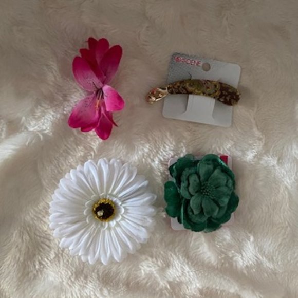 2/$40 Ardene Hair Accessories Barrettes New - Picture 1 of 9